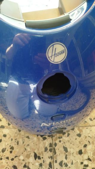 Aspirador Hoover Arianne 1500W com saco