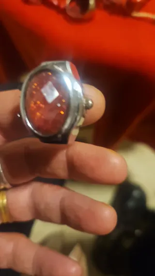 Lote d anillos de bisutería plateados.