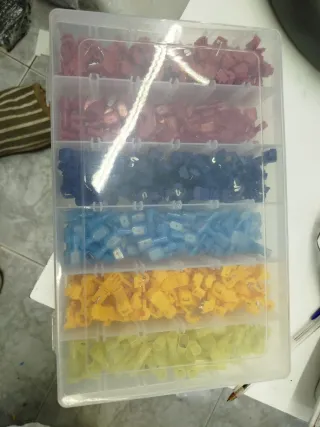 Terminales eléctricos surtidos