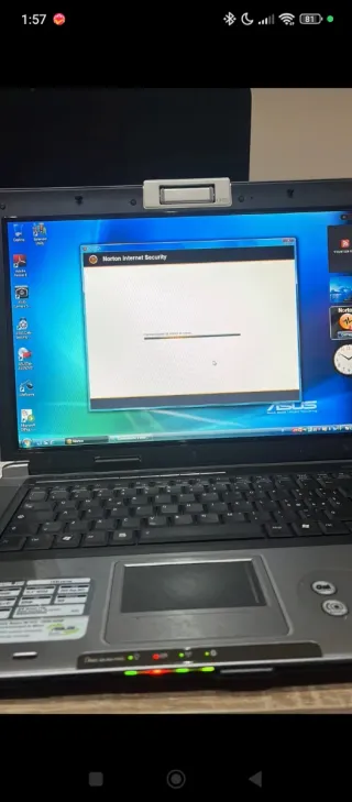 Portátil Asus F5SL