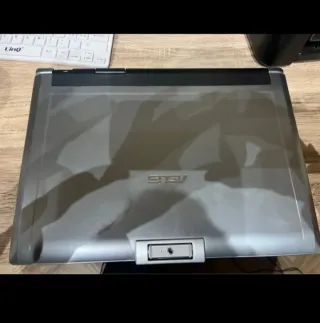 Portátil Asus F5SL