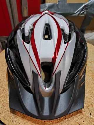 Casco Bicicleta Negro/Rojo/Blanco con Visera