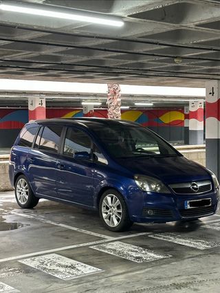 Opel Zafira 2005 Etiqueta b 7 plazas