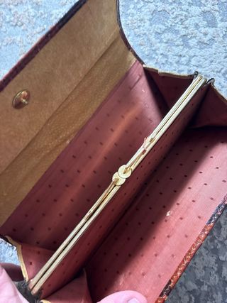 Bolso efecto piel serpiente