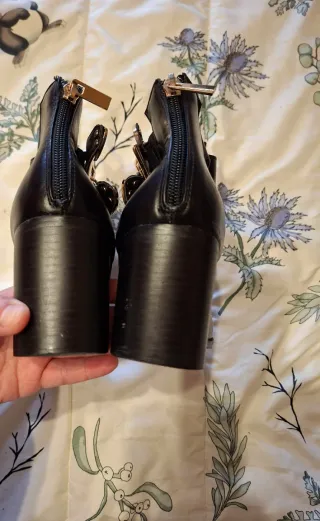 Botines Suitblanco Negros