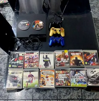 Console PlayStation 3 Nera + 10 Giochi