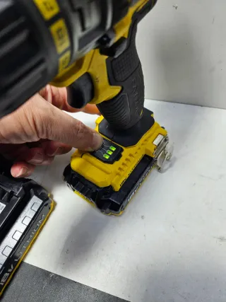 Taladro Percutor Stanley Fatmax 18V