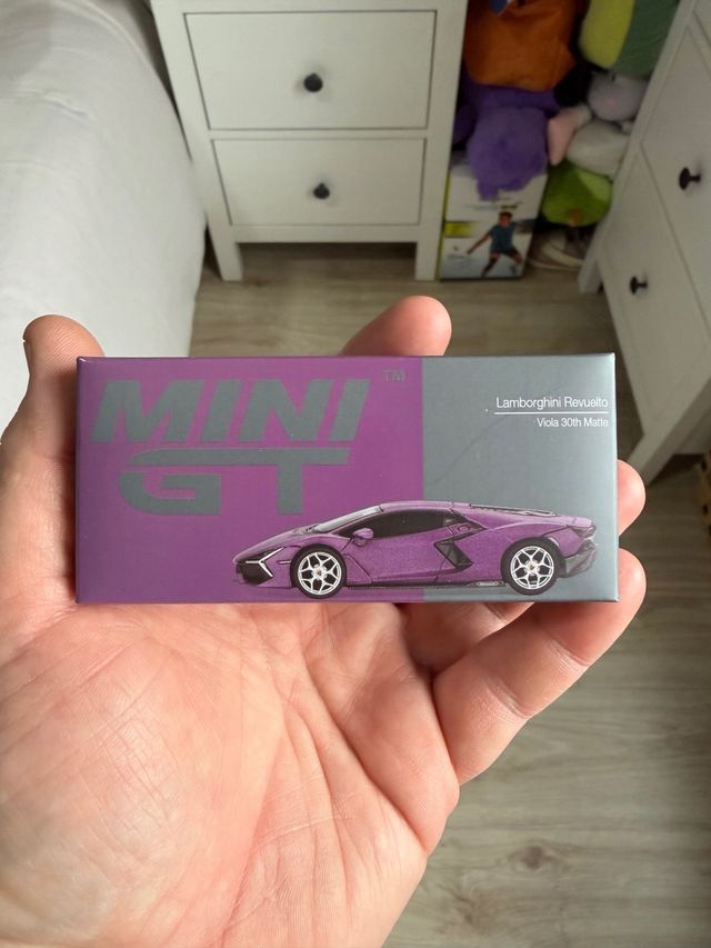 Mini GT Lamborghini Revuelto Viola 30th Matte