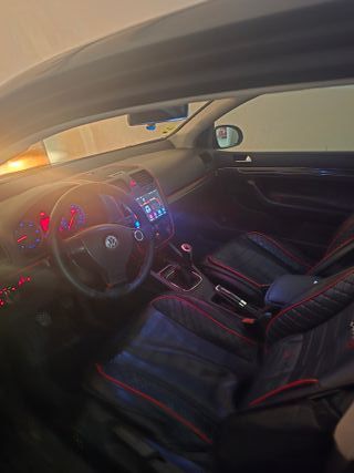 Volkswagen Golf v 2.0 tdi 235 cv