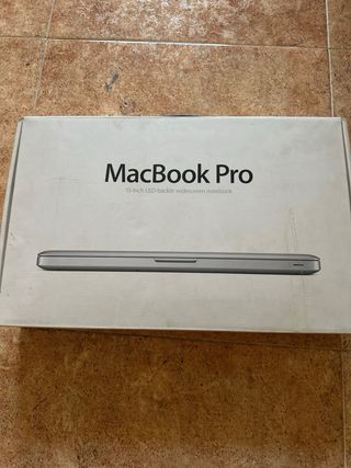 Caja Original MacBook Pro 13 LED