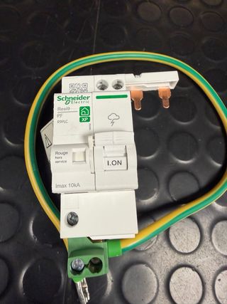 Descargador Sobretension Schneider 10kA