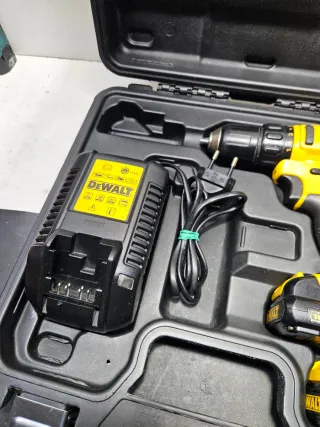 Taladro Atornillador Dewalt 10.8V con Cargador