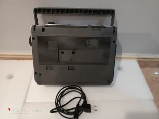 Radiocasete Sanyo M2402-4F Vintage