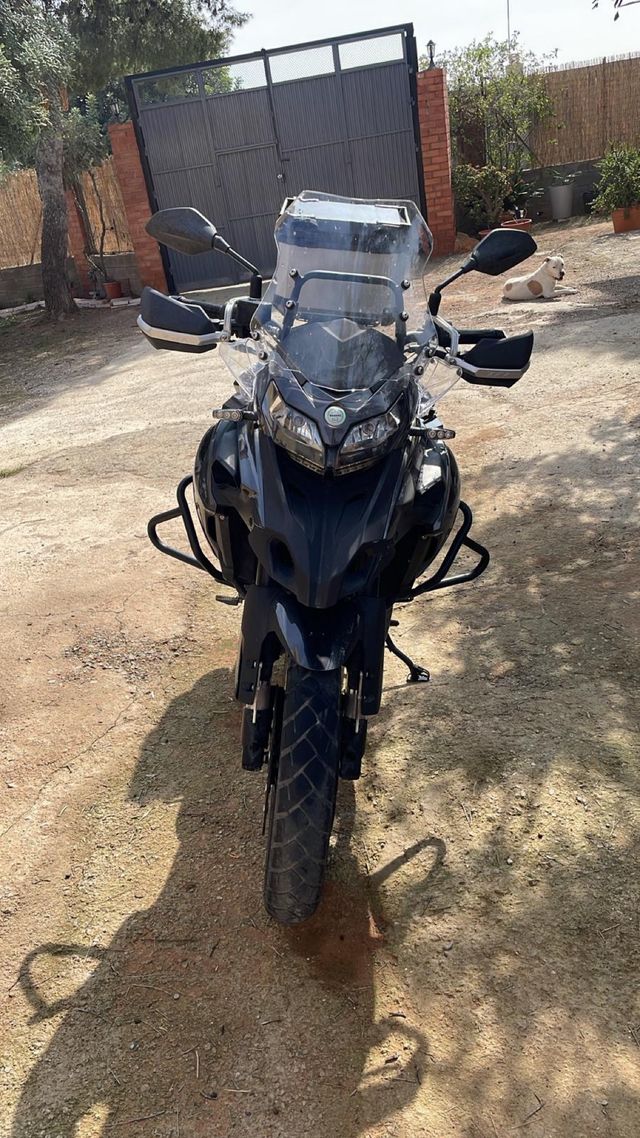 Benelli TRK 502 X Adventure trail