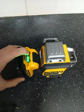 Nivel Láser Dewalt 360°