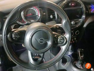 MINI Cooper JOHN COOPER WORKS