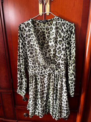 Vestido Zara Gasa Leopardo Talla M