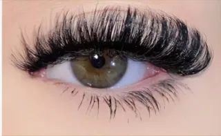 Extensiones de pestañas