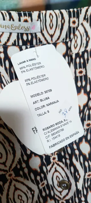 Conjunto blusa y pantalón estampado talla S