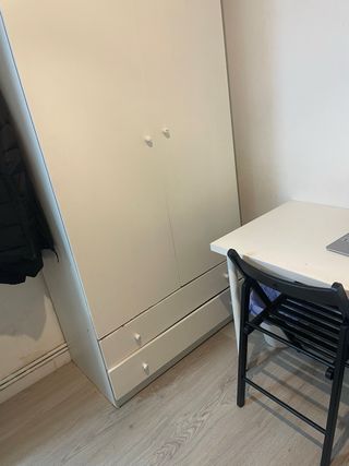 Se alquila habitación en piso compartido 270€