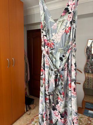 Vestido largo estampado Witchery Talla XS