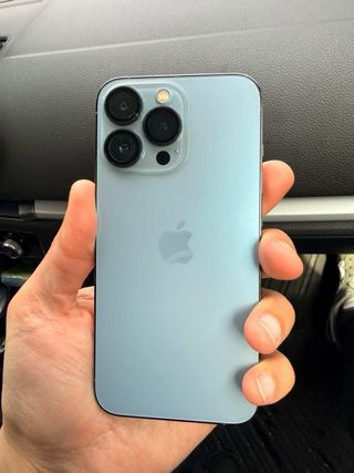 iPhone 13 Pro 256GB celeste