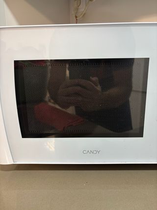 Microondas Candy 22L con Grill