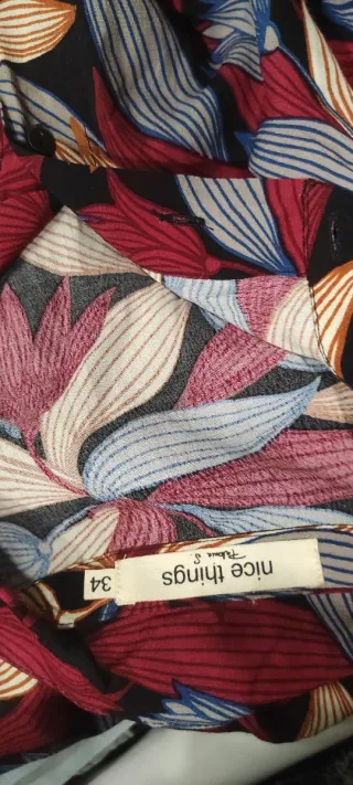 Vestido camisero floral Nice Things T. 34