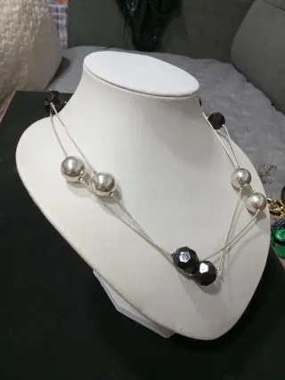 Collar mujer plata y negro