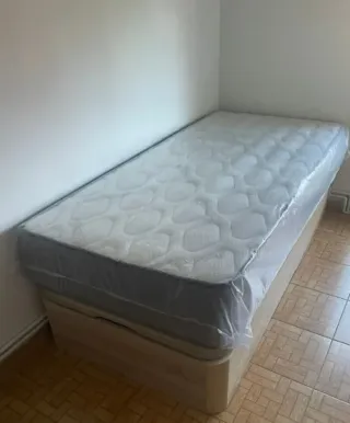 Canapés, bases tapizadas, somieres , colchones