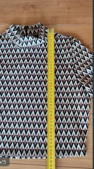 Jersey Monki Talla S Triángulos