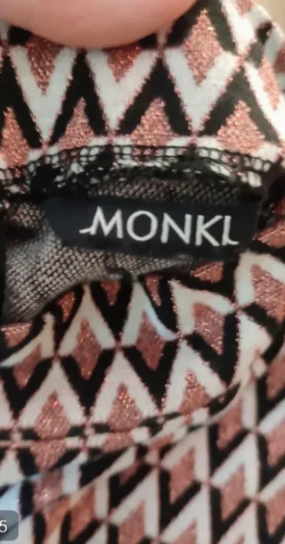 Jersey Monki Talla S Triángulos
