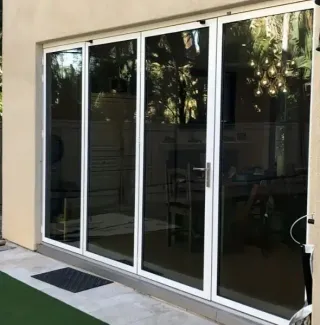 Instalación de láminas solares / Tintado /Laminado