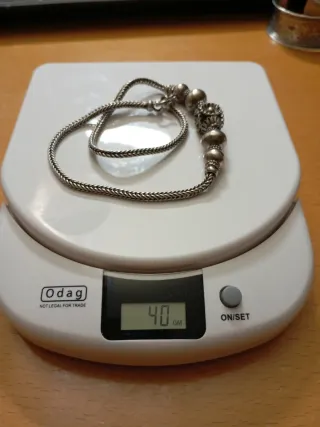 Collar de plata con diseño