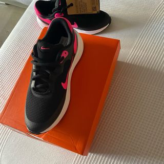 Deportivas Nike mujer/niña Talla 36