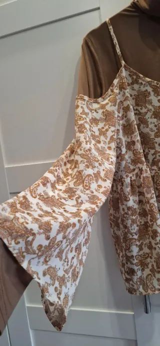 Blusa Shana Talla S Estampada Hombros Descubiertos