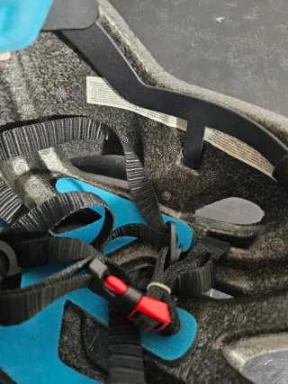 Casco Ciclismo Negro y Azul