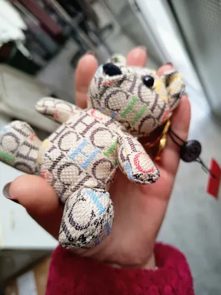 Osito CH Charm Bolso Beige