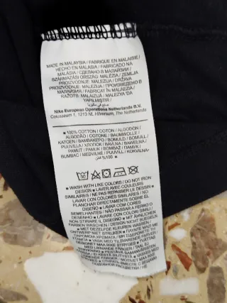 T-shirt Nike uomo graphic sneaker L