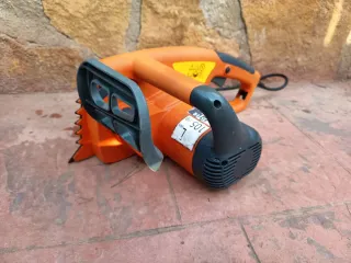 Motosierra Eléctrica Roster