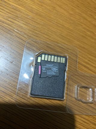Kingston Micro SD 128Gb Card +Adapter