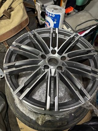 OFERTA  4. LLANTAS  21”   2. Neumaticos 275/45ZR21