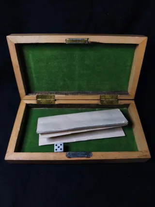 Juego de mesa Backgammon