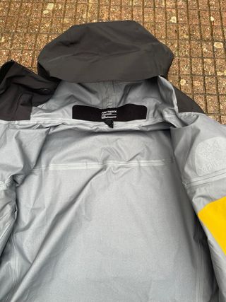 Chaqueta Arc'teryx Alpha SV