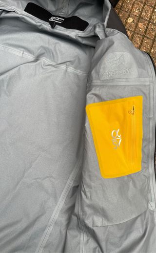 Chaqueta Arc'teryx Alpha SV
