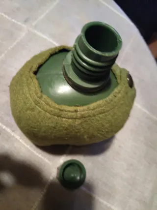 Cantimplora militar años 80