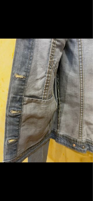 Cazadora vaquera Stradivarius Talla S