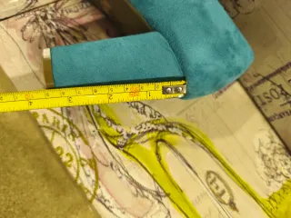 Zapatos de tacón azul verdoso