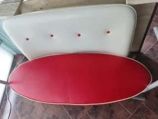 Divano Retro Vintage Rosso e Bianco
