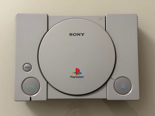 Sony PlayStation PS1 SCPH-7502 + 2 controller
